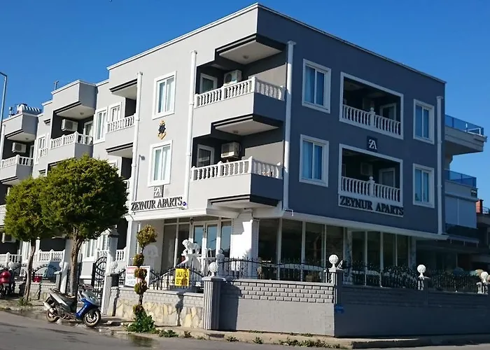 Apart Otel Zeynur